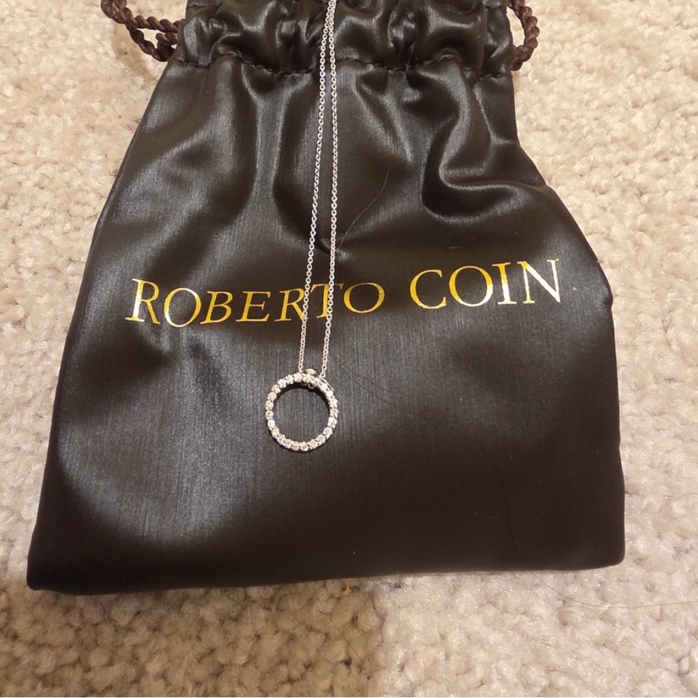Roberto Coin 18k white gold/ diamond Circle Pendant Necklace
